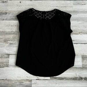 Paper Crane shirt top black size medium eyelet